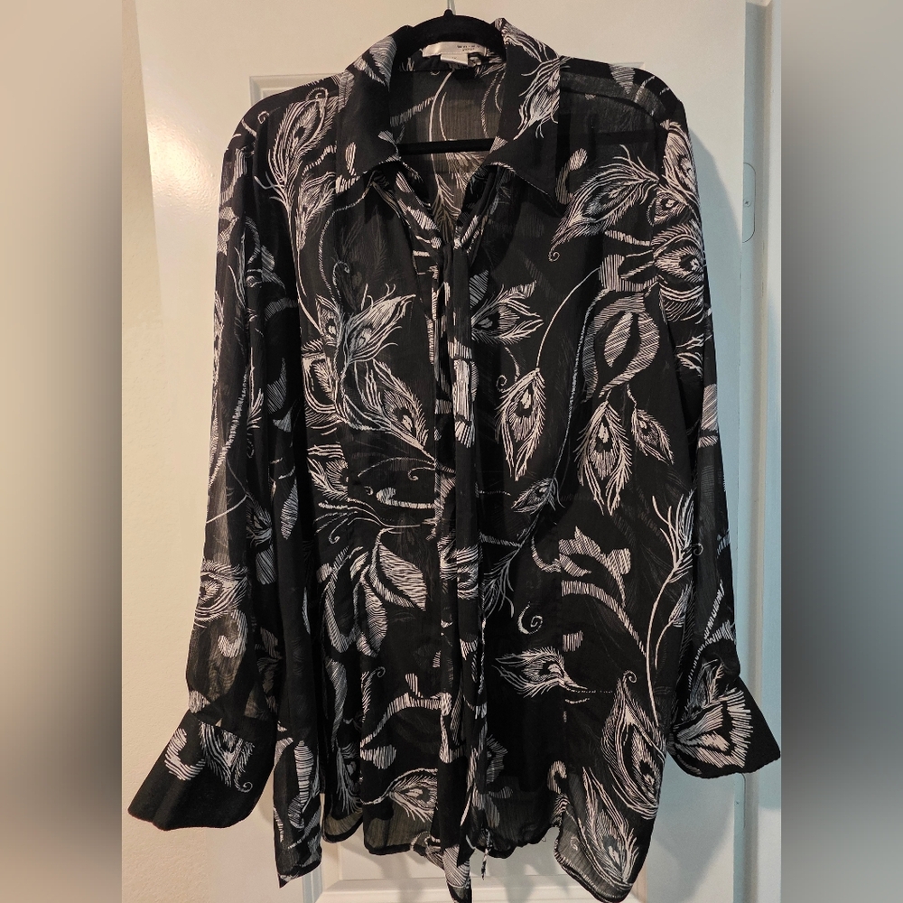 WD.NY Black and White Leaf Pattern Blouse